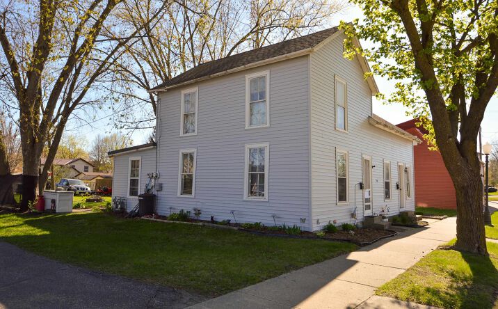 Pictures of Multifamily property located at 208 W Oak Street, Boscobel, WI 53805 for sales - image #1