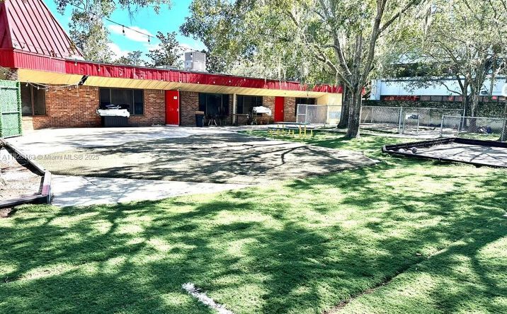 Pictures of Office property located at 940 S Winter Park Drive, Other Fl City, FL 32707 for sales - image #1