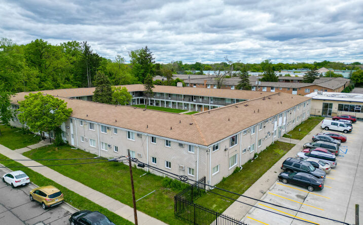Pictures of Multifamily property located at 24290 W Seven Mile Rd, Detroit, MI 48219 for sales - image #1