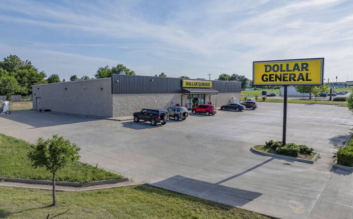 Pictures of Retail property located at 1600 SE 44th St, Oklahoma City, OK 73129 for sales - image #1
