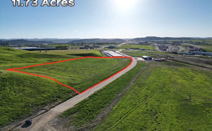 Pictures of Land property located at 865 N Valley Dr, Rapid City, SD 57703 for sales - image #1