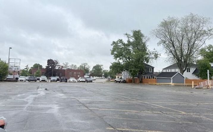 Pictures of Land property located at 218 S East St, Crown Point, IN 46307 for sales - image #1