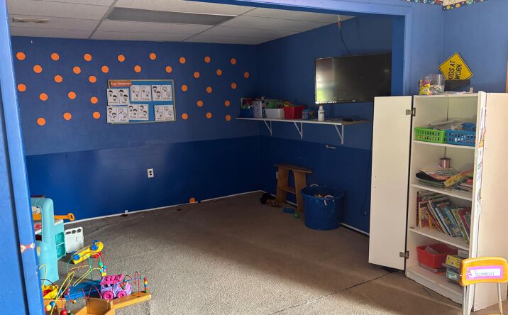 Pictures of Business for Sale, Office, Retail, Senior Living, Special Purpose property located at 10160 w 9 mile, Oak park, MI 48237 for sales - image #1