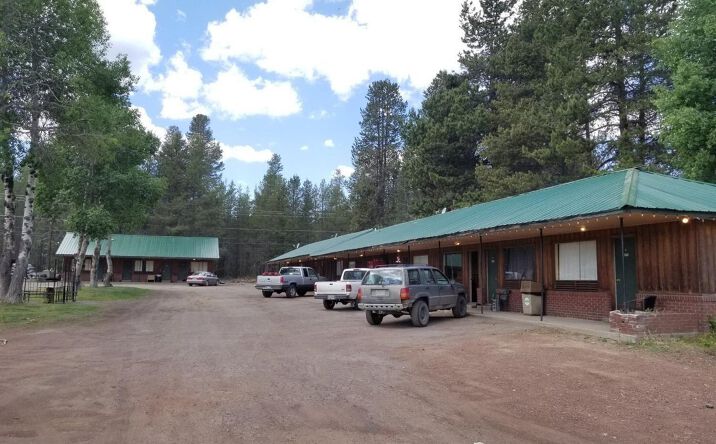 Pictures of Hospitality, Multifamily property located at 109256 N Hwy 97, Chemult, OR 97731 for sales - image #1