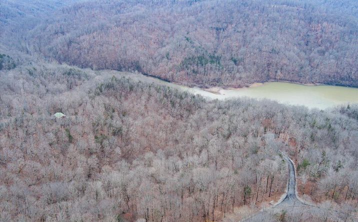 Pictures of Land property located at Sunset Blvd, Allons, TN 38570 for sales - image #1