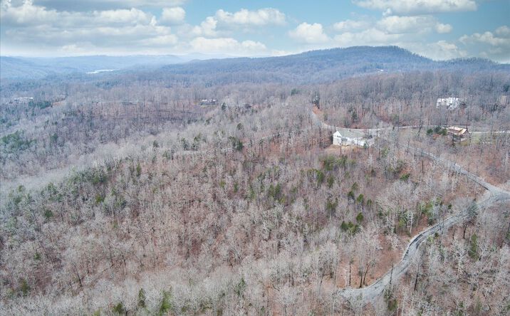 Pictures of Land property located at 21-23 Sunset Blvd, Livingston, TN 38570 for sales - image #1