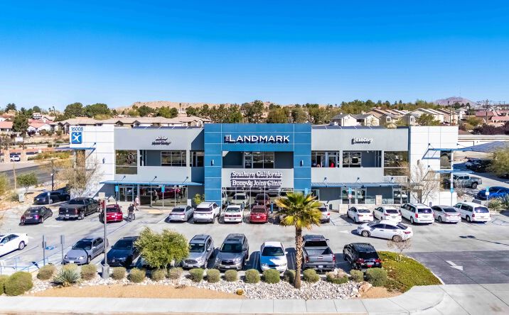 image of property at 16008 KAMANA RD Apple Valley CA 92307-1376