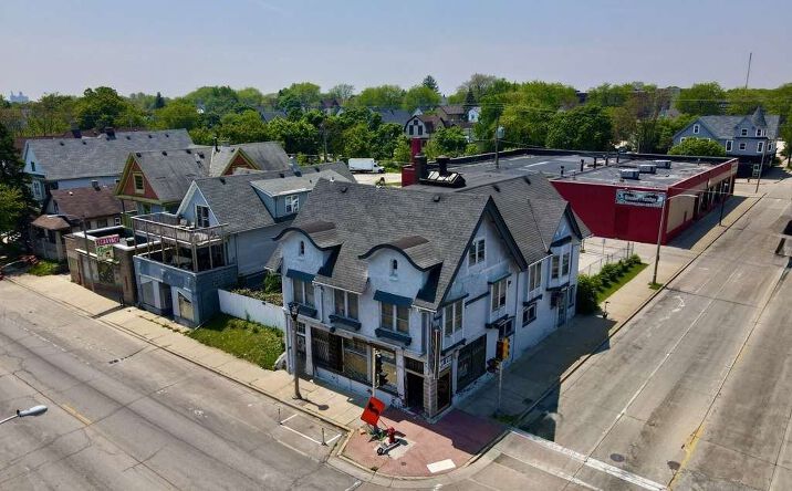 Pictures of Retail, Multifamily, Mixed Use property located at 2671-2679 N Holton St, Milwaukee, WI 53212 for sales - image #1