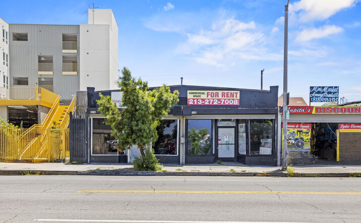Pictures of Retail property located at 2116 S Central Ave, Los Angeles, CA 90011 for sales - image #1