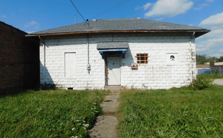 Pictures of Mixed Use property located at 2954 E 5th Avenue, Columbus, OH 43219 for sales - image #1