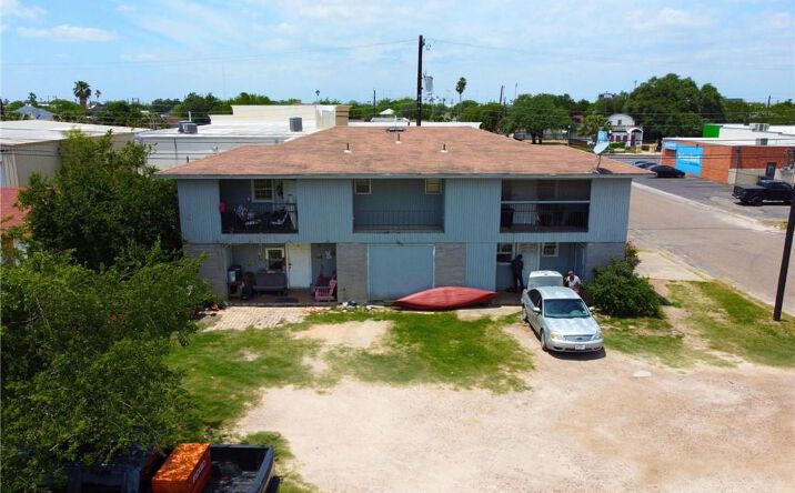 Pictures of Multifamily property located at 116 E 13th Street, Mission, TX 78572 for sales - image #1