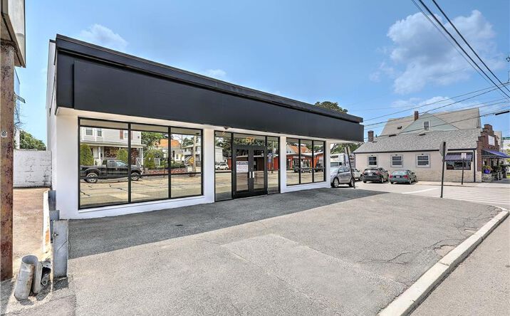 Pictures of Office, Special Purpose, Retail, Industrial, Hospitality, Multifamily property located at 577 Warren Avenue, East Providence, RI 02914 for sales - image #1