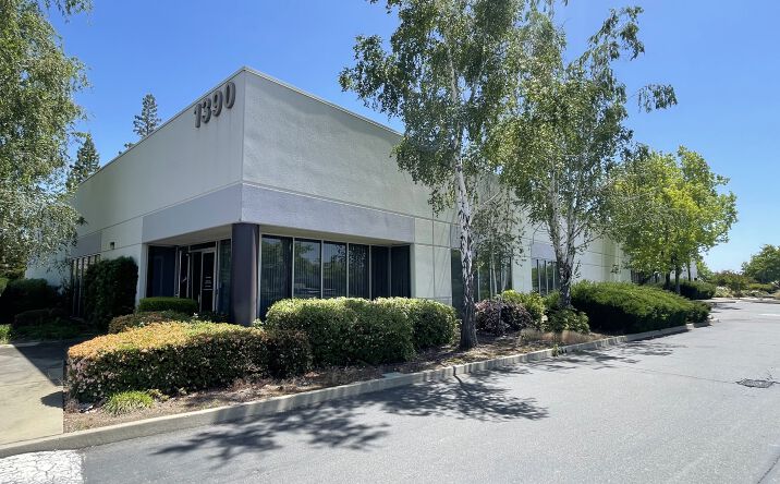 Pictures of Industrial property located at 1390 Lead Hill Blvd Unit 100, Roseville, CA 95661 for sales - image #1