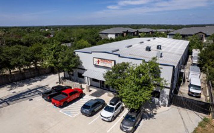 Pictures of Industrial, Mixed Use, Office, Retail property located at 6568 Babcock Rd, San Antonio, TX 78249 for sales - image #1
