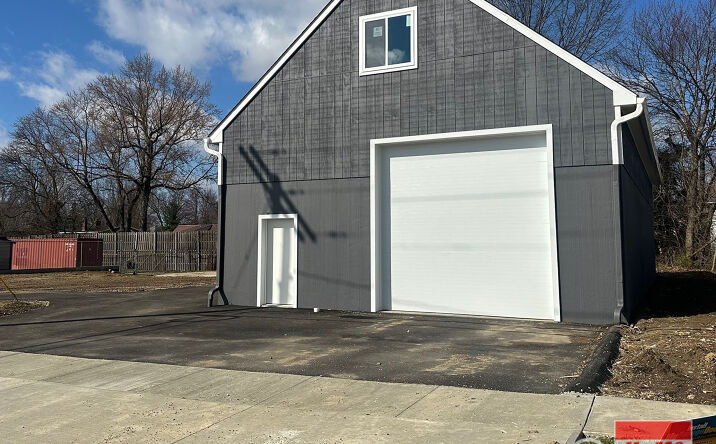 Pictures of Industrial property located at 168 Auble St, Wadsworth, OH 44281 for sales - image #1