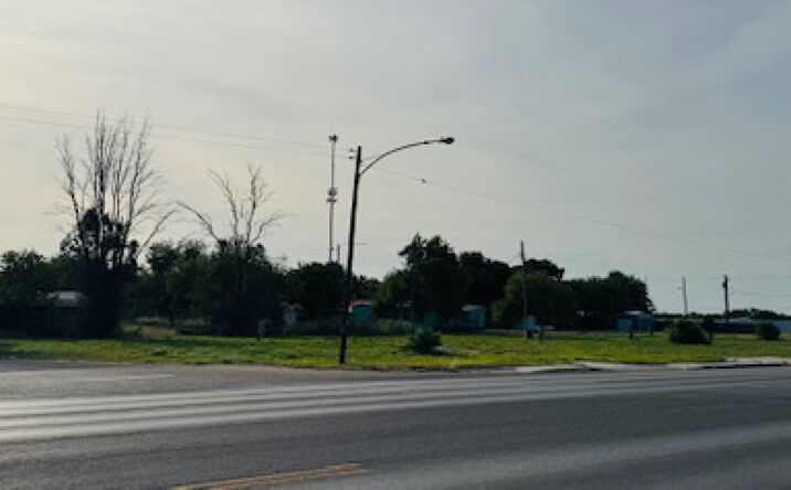 Pictures of Land property located at 702 N. Broadway, Premont, TX 78375 for sales - image #1