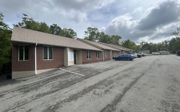 Pictures of Office property located at 111 Whitehead Ln, Monroeville, PA 15146 for sales - image #1