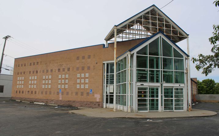 Pictures of Retail property located at 551 Dorr St, Toledo, OH 43604 for sales - image #1