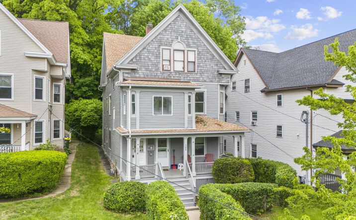 Pictures of Multifamily property located at 108 Highland Ave, Waterbury, CT 06708 for sales - image #1