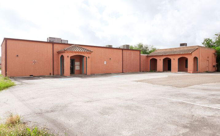 Pictures of Office property located at 3825 Agnes St, Corpus Christi, TX 78405 for sales - image #1