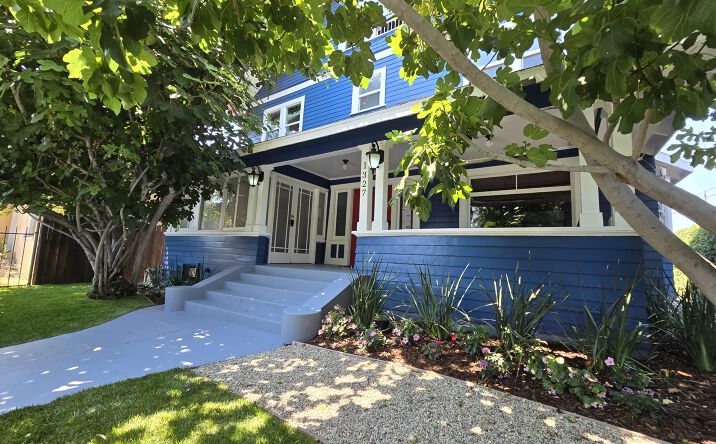 Pictures of Multifamily property located at 1327 W 35th St, Los Angeles, CA 90007 for sales - image #1