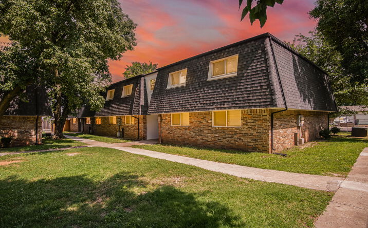 Pictures of Multifamily property located at 6220 S Douglas Ave, Oklahoma City, OK 73139 for sales - image #1