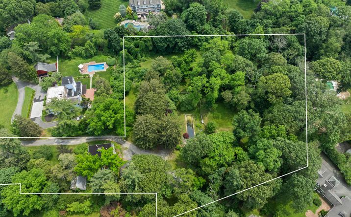 Pictures of Land property located at 383 West Neck Road, Huntington, NY 11743 for sales - image #1