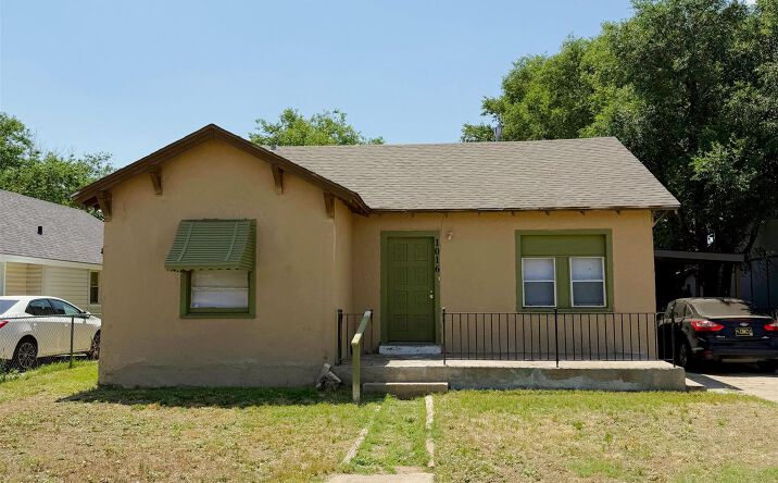 Pictures of Multifamily property located at 1016 Rencher Street, Clovis, NM 88101 for sales - image #1