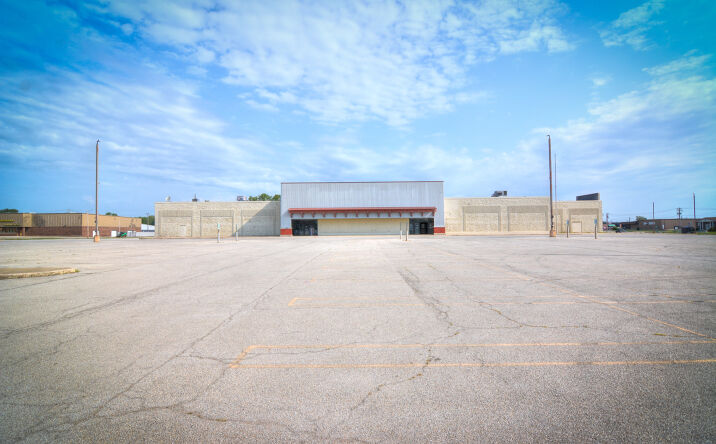 Pictures of Industrial property located at 1450 East Pershing Road, Decatur, IL, USA, Decatur, IL 61951 for sales - image #1