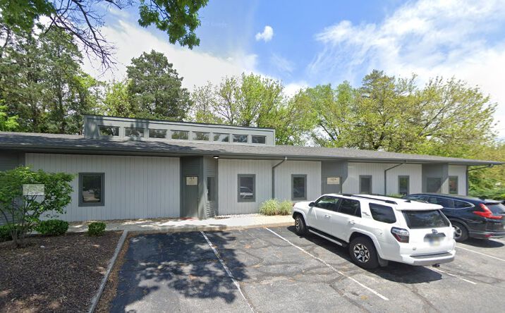 Pictures of Office property located at 5214 S East St, Indianapolis, IN 46227 for sales - image #1