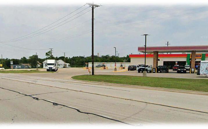 Pictures of Land property located at Hwy 77 & Walnut Street, Chilton, TX 76632 for sales - image #1