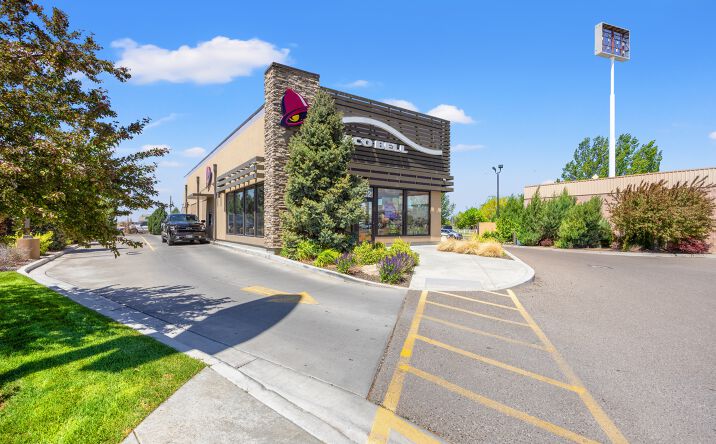 Pictures of Retail property located at 632 N Overland Ave, Burley, ID 83318 for sales - image #1