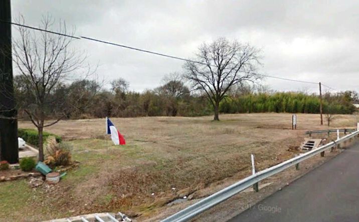 Pictures of Land property located at West side IH-45 Frontage Road, Ennis, TX 75119 for sales - image #1