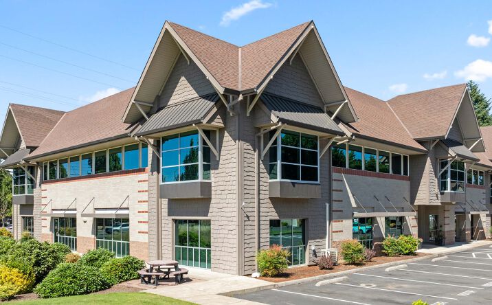 Pictures of Office property located at 3220 State St, Salem, OR 97301 for sales - image #1