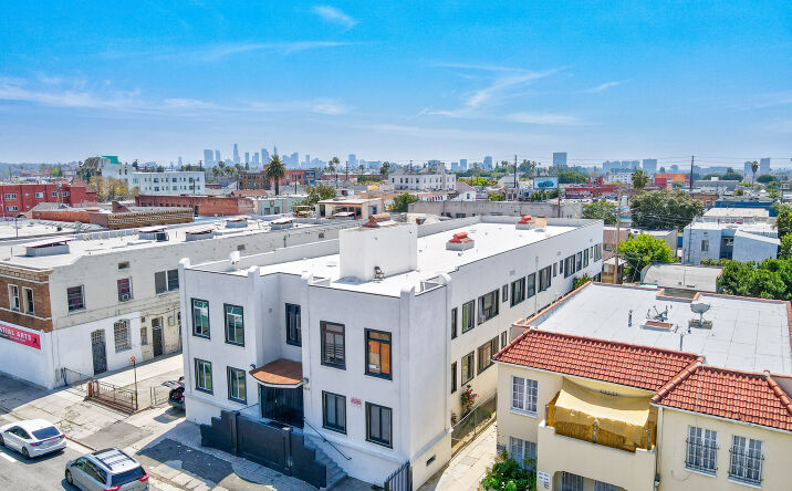 Pictures of Multifamily property located at 5510 Lexington Ave, Los Angeles, CA 90038 for sales - image #1