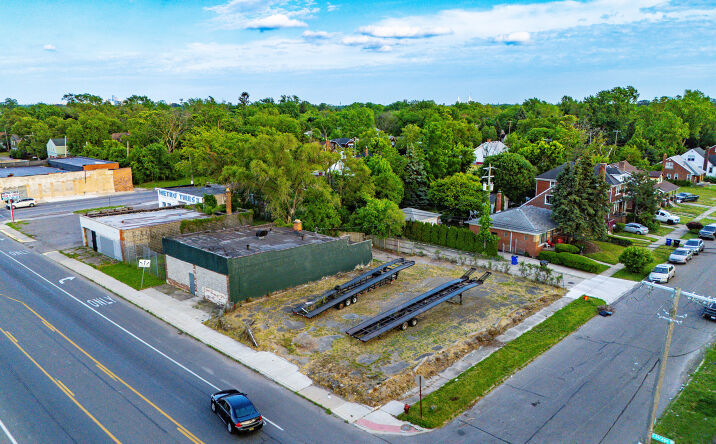 Pictures of Retail, Office, Special Purpose property located at 12735 W Chicago, Detroit, MI 48228 for sales - image #1