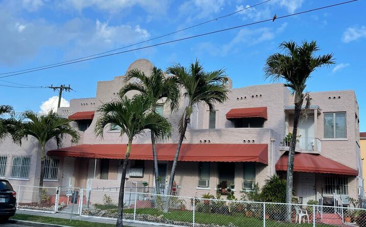 Pictures of Multifamily property located at 829 SW 19th Ave, Miami, FL 33135 for sales - image #1