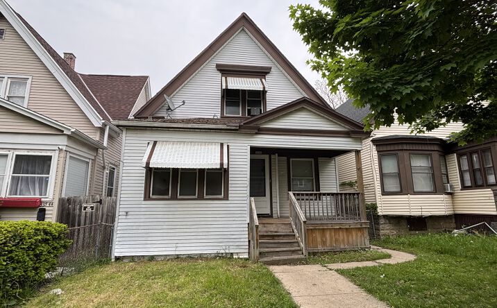 Pictures of Multifamily property located at 3350 N 25th St, Milwaukee, WI 53206 for sales - image #1