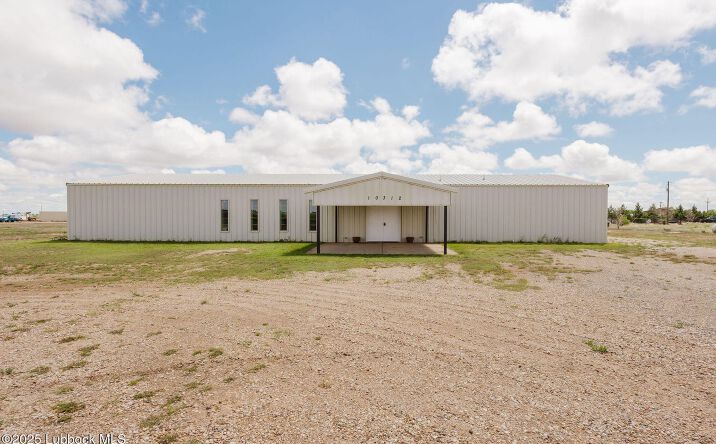 Pictures of Industrial, Office, Special Purpose property located at 10312 North F M 1264, Lubbock, TX 79415 for sales - image #1