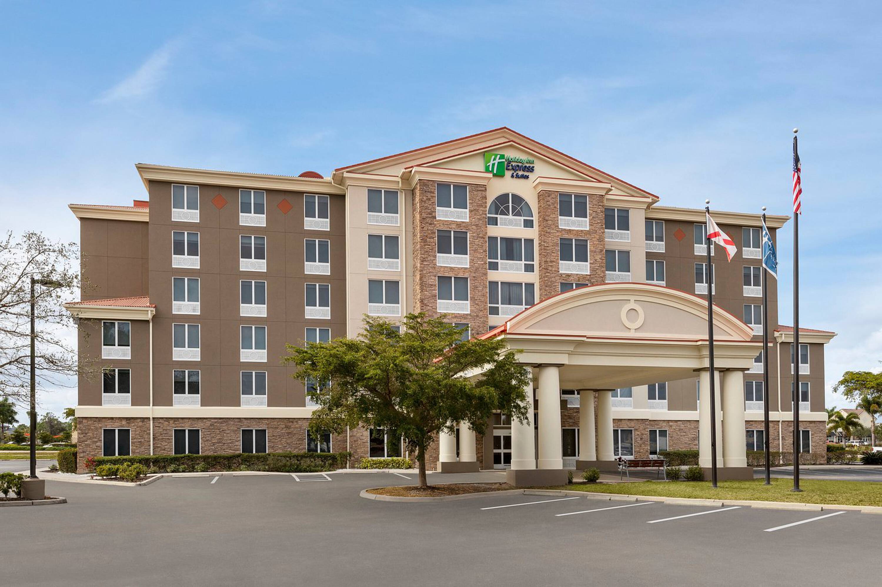 3427 Forum Blvd, Fort Myers, FL 33905