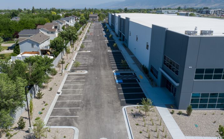 Pictures of Industrial property located at 1376 W 2600 S, Woods Cross, UT 84087 for sales - image #1