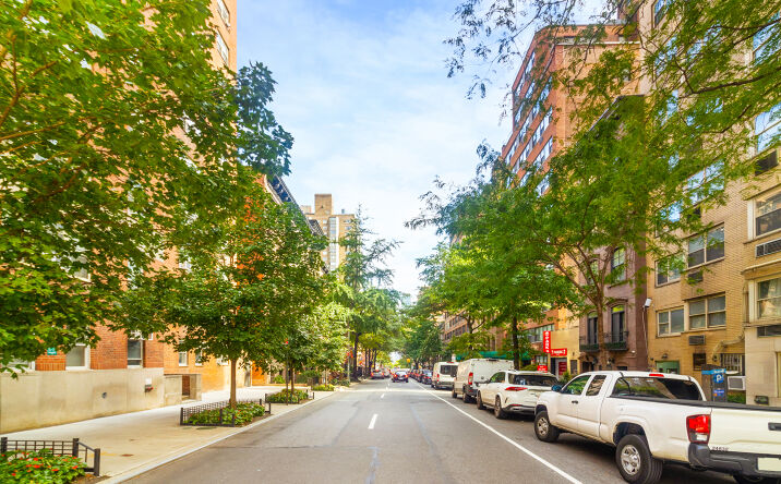Pictures of Office property located at 120 E 36th St, New York, NY 10016 for sales - image #1