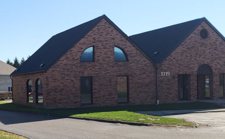 Pictures of Office property located at 1319 Worthington Woods Boulevard, Columbus, OH 43085 for sales - image #1