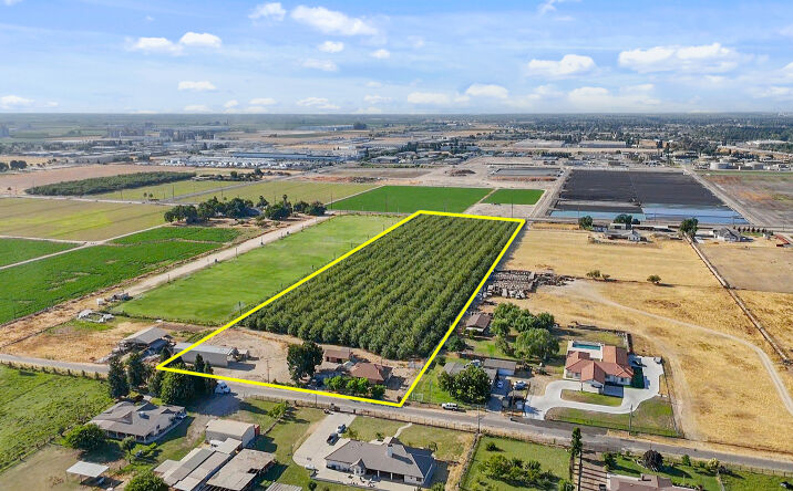 Pictures of Land property located at 2007 W Glenwood Ave, Turlock, CA 95380 for sales - image #1