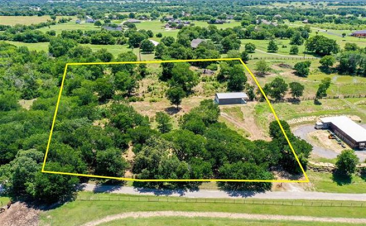 Pictures of Land property located at 1750 S Fm 372, Gainesville, TX 76240 for sales - image #1