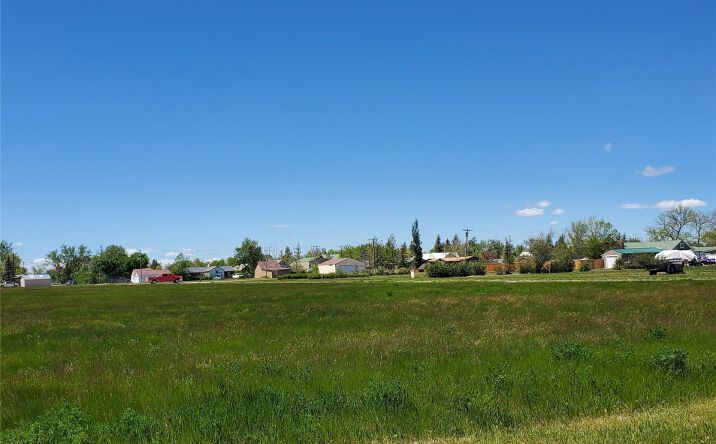 Pictures of Land property located at 730 Iowa Avenue lot 10, Valier, MT 59486 for sales - image #1