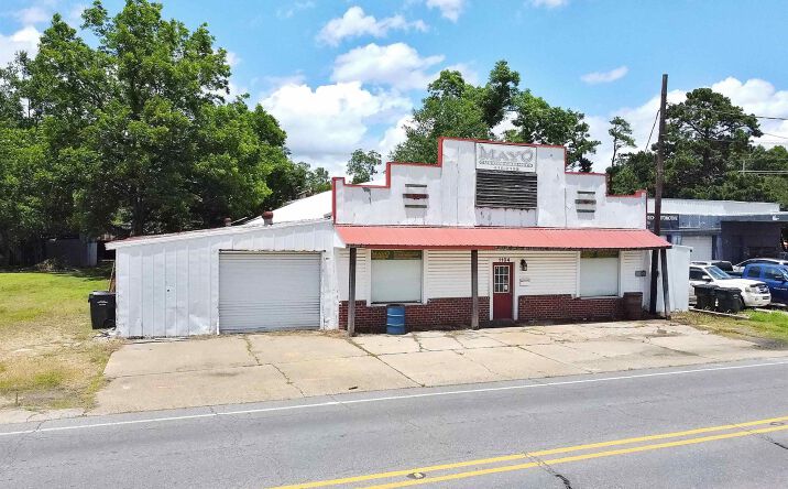 Pictures of Industrial property located at 1104 N NATCHITOCHES STREET, West Monroe, LA 71291 for sales - image #1