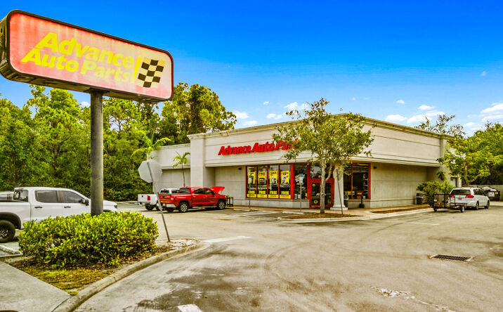 Pictures of Retail property located at 27791 South Tamiami Trail, Bonita Springs, FL 34134 for sales - image #1