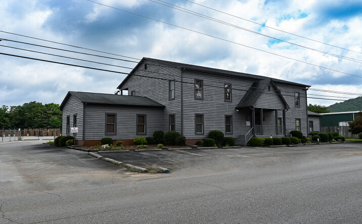 Pictures of Office property located at 109a Wholesale Ave NE, Huntsville, AL 35811 for sales - image #1