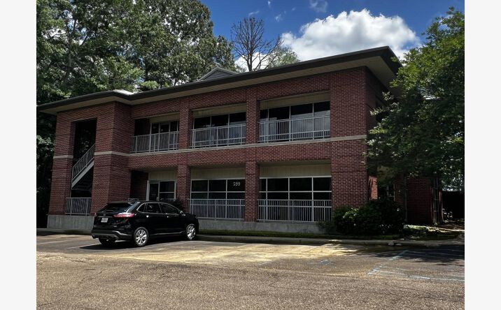 Pictures of Office property located at 599 Northpark Dr, Ridgeland, MS 39157 for sales - image #1